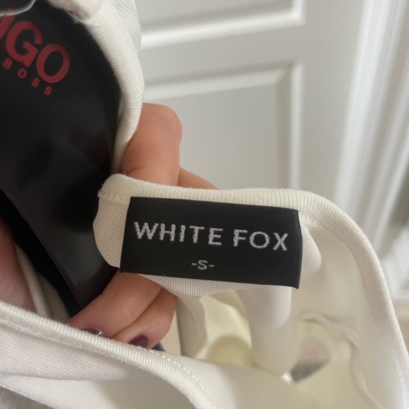 WHITEFOX HALTER TOP NEVER WORN - Picture 2 of 2